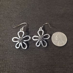 Flower earrings